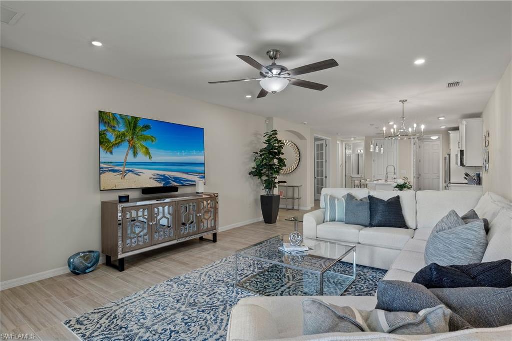 14680 Edgewater CIR