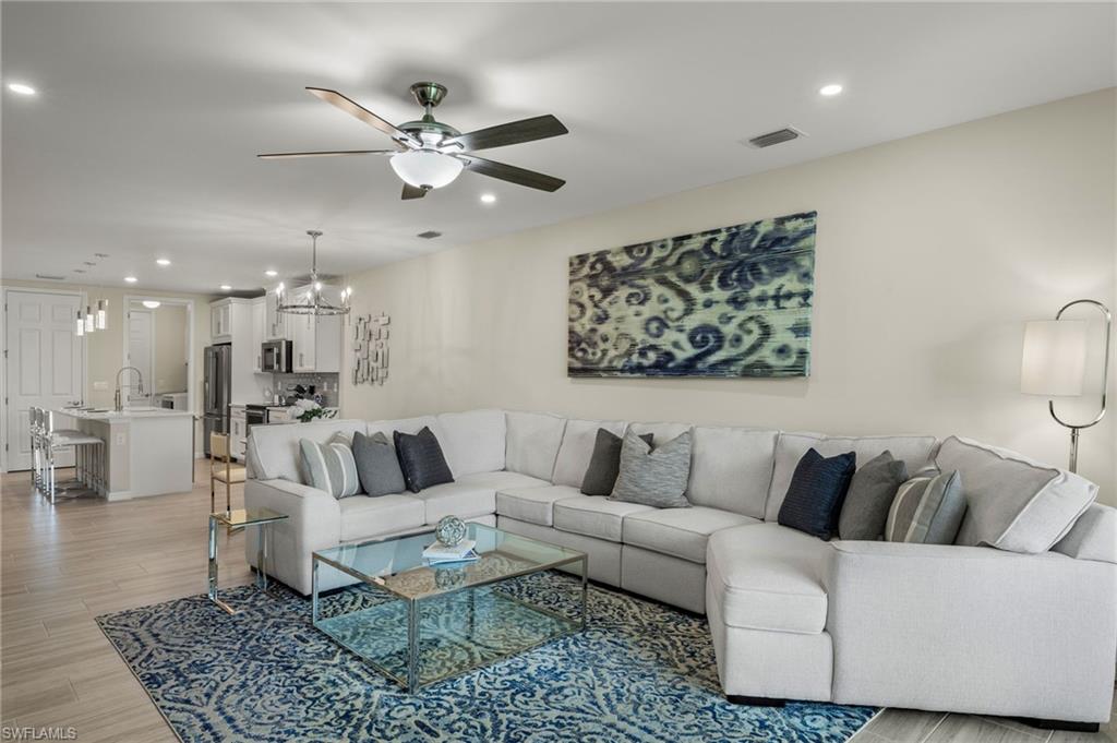 14680 Edgewater CIR