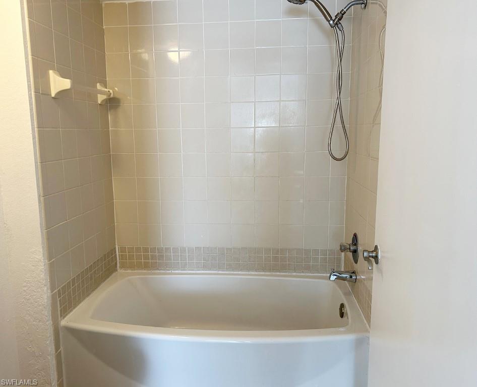 8245 Ibis Club DR # 404