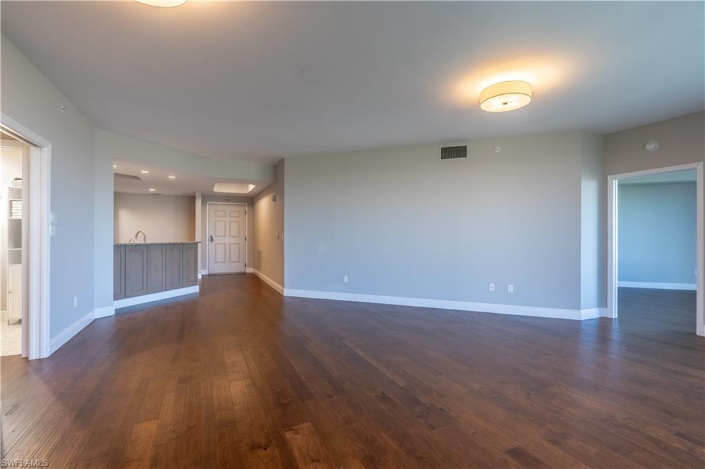 1001 Arbor Lake DR # 607