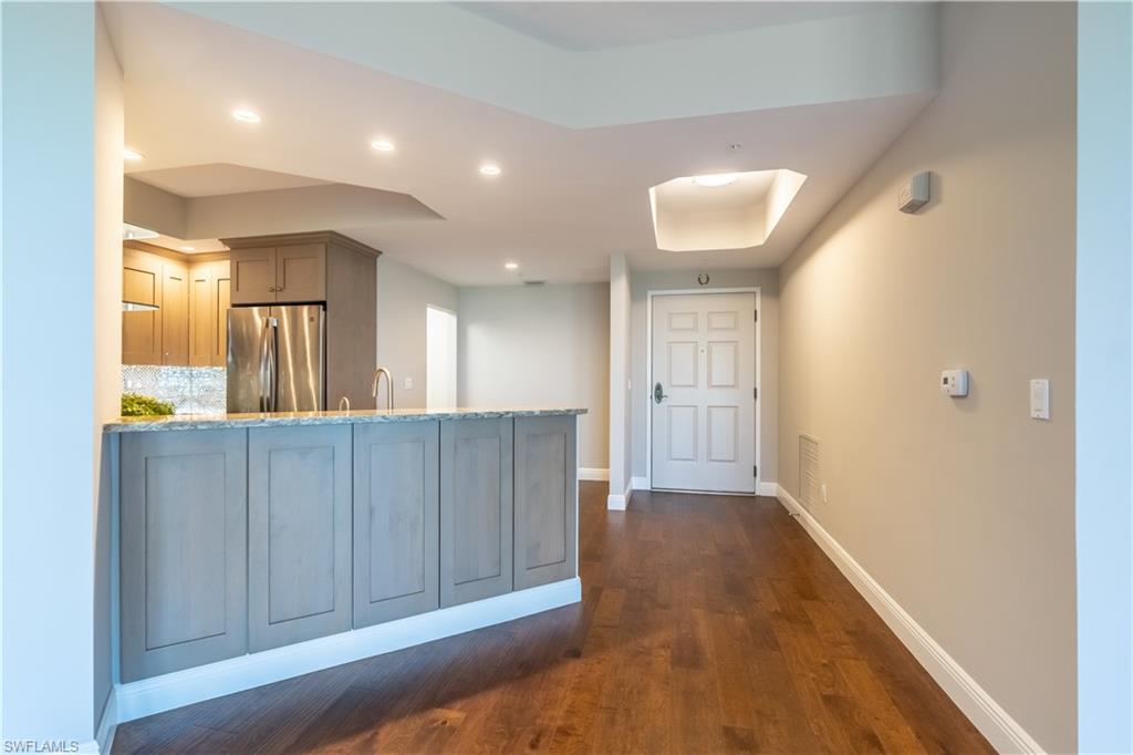 1001 Arbor Lake DR # 607