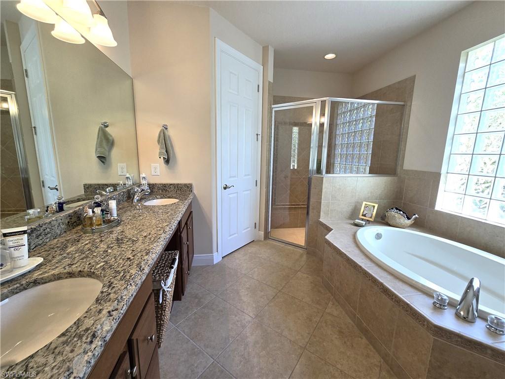 7887 Martino CIR