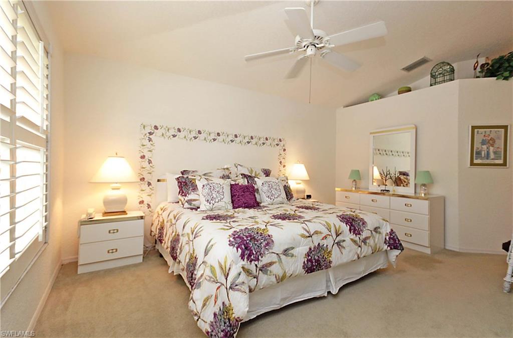 402 Emerald Bay CIR # E5