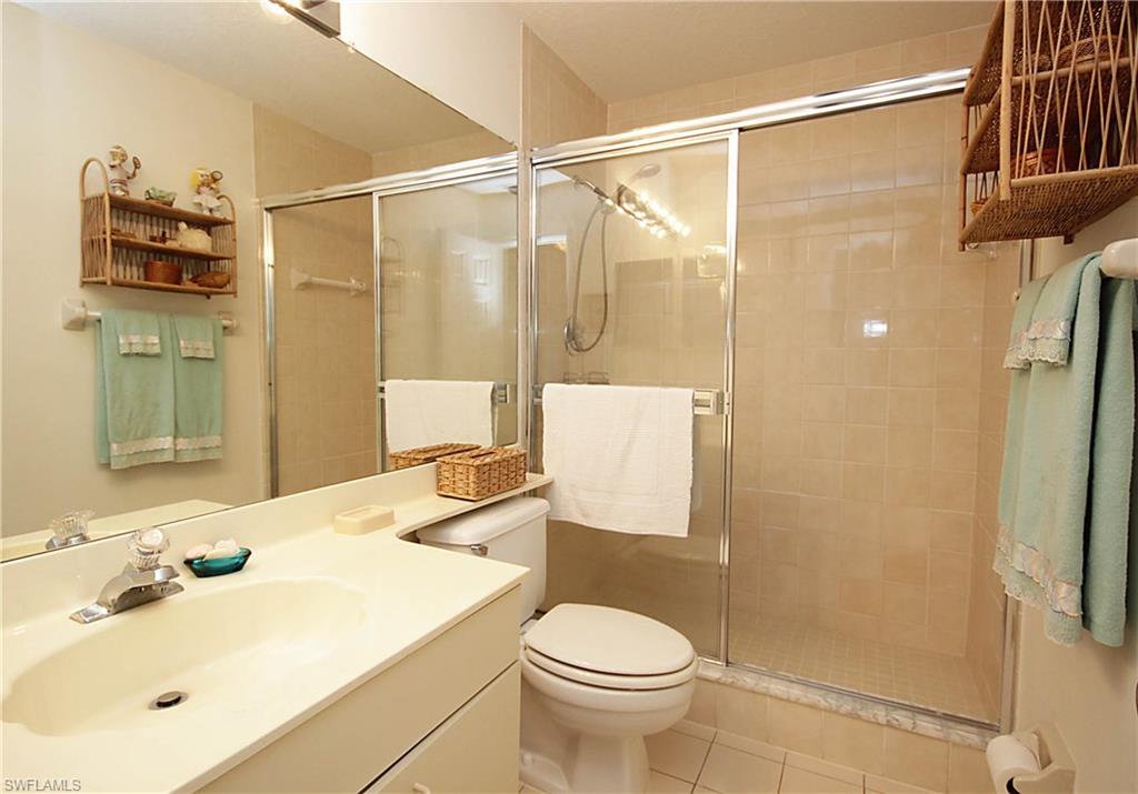 402 Emerald Bay CIR # E5