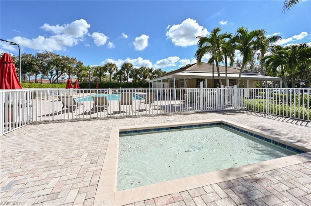 2225 Heritage Greens DR