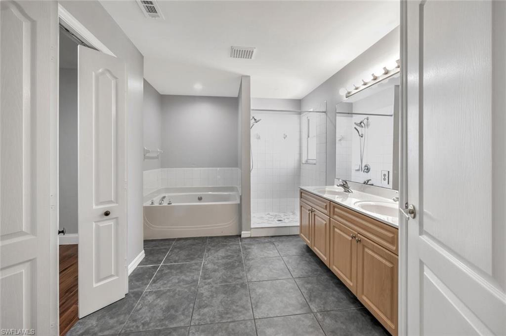 2225 Heritage Greens DR