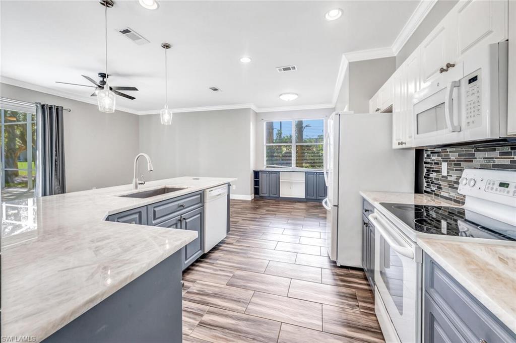 2225 Heritage Greens DR