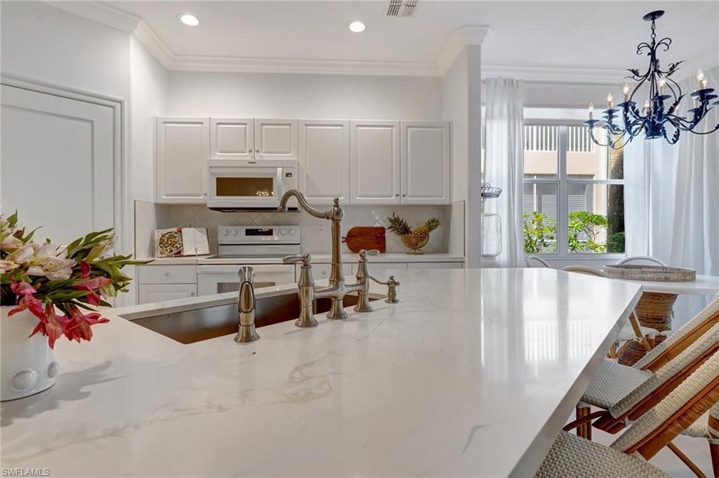 889 Carrick Bend CIR # 1701