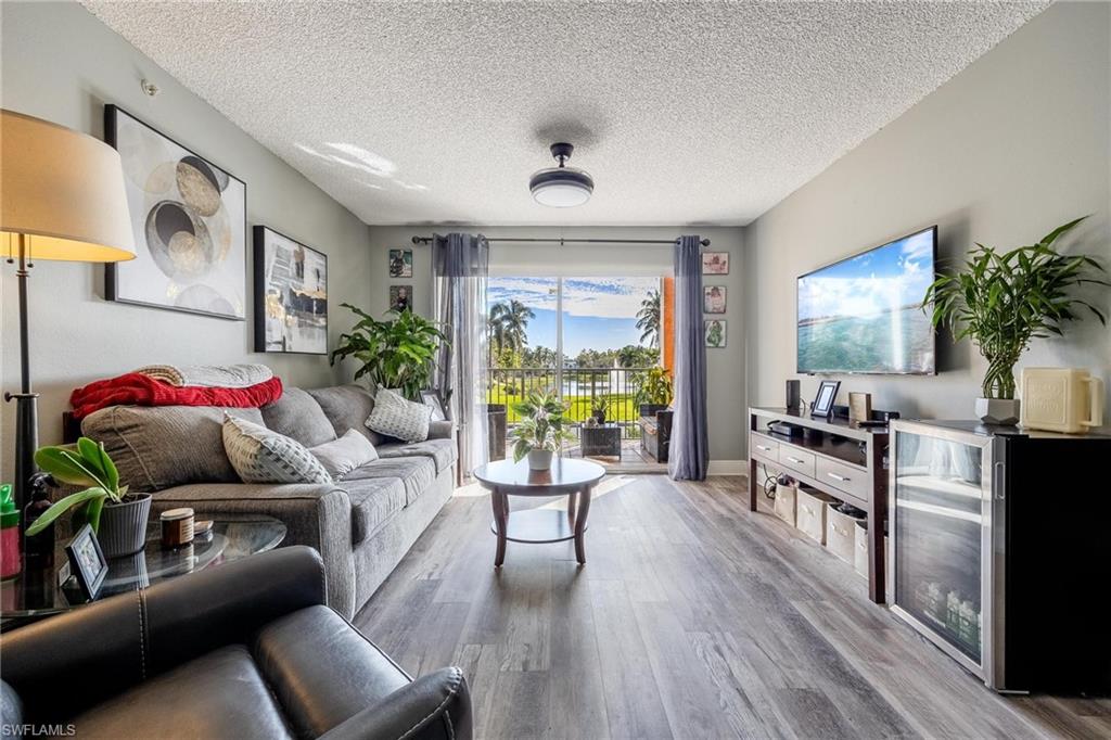 1240 Wildwood Lakes BLVD # 203
