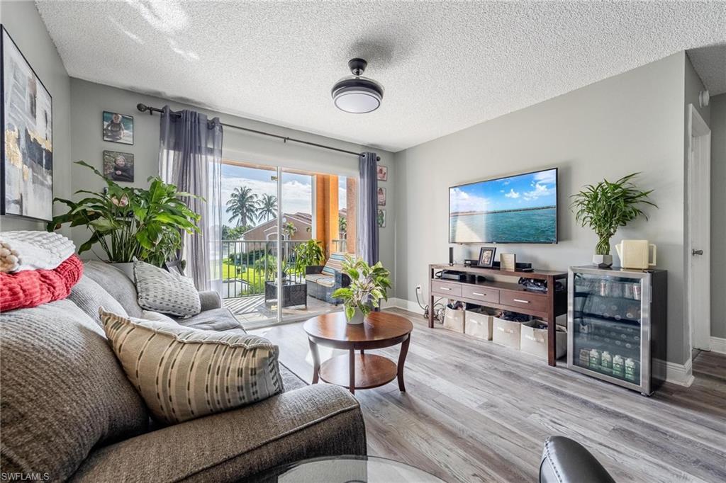 1240 Wildwood Lakes BLVD # 203
