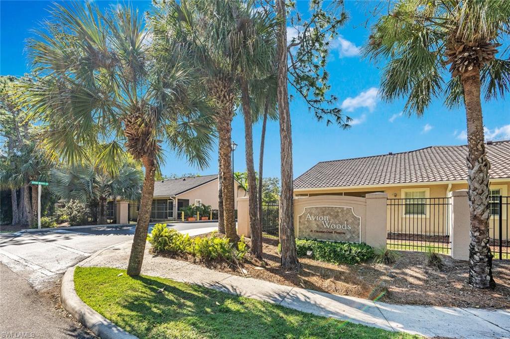 3505 Avion Woods CT # 901