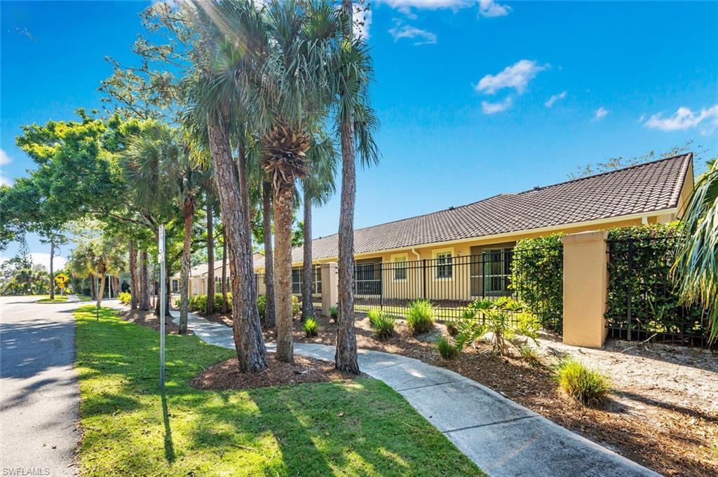 3505 Avion Woods CT # 901