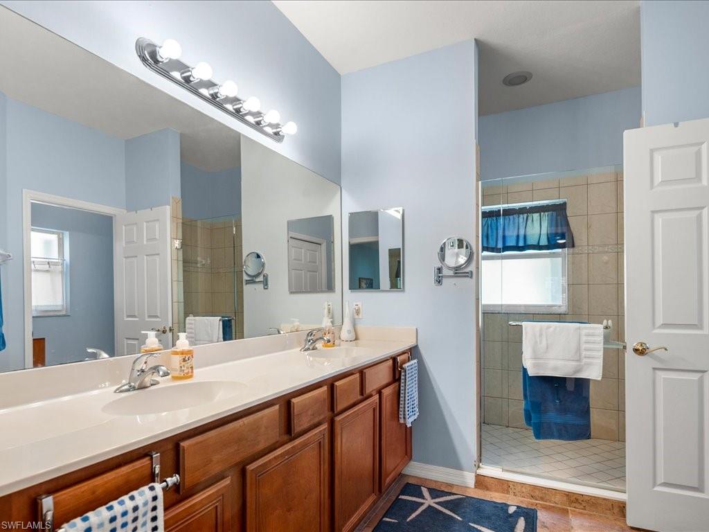 148 GLEN EAGLE CIR