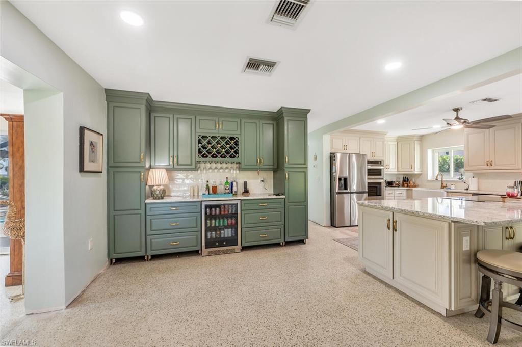 68 Wolcott DR