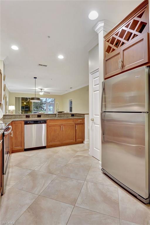 965 Tarpon Cove DR # 103