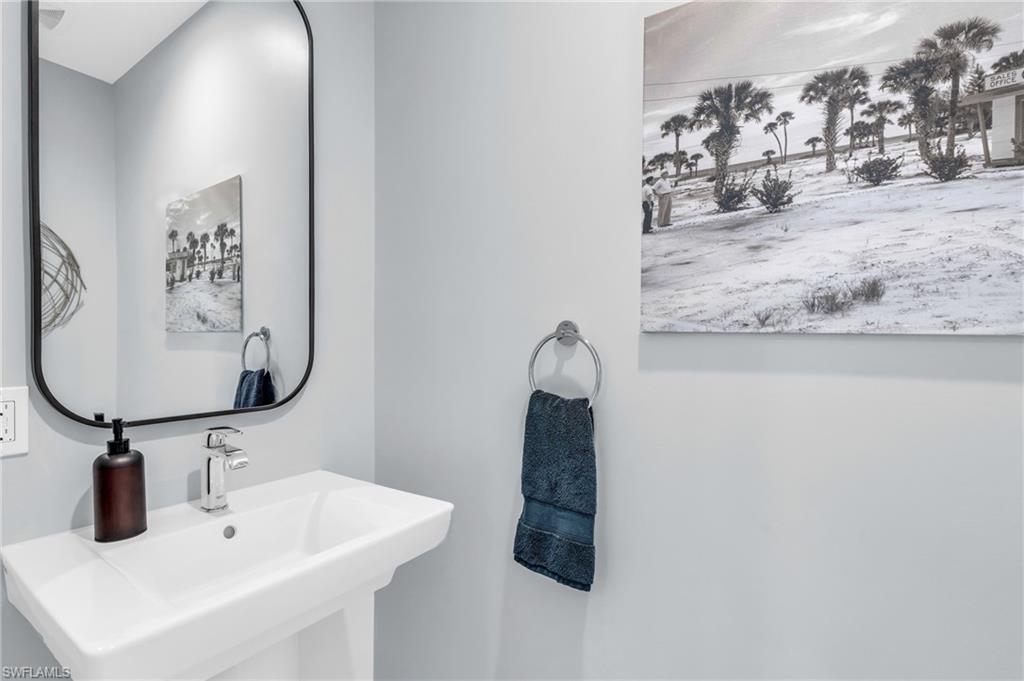 1115 Central AVE # 341