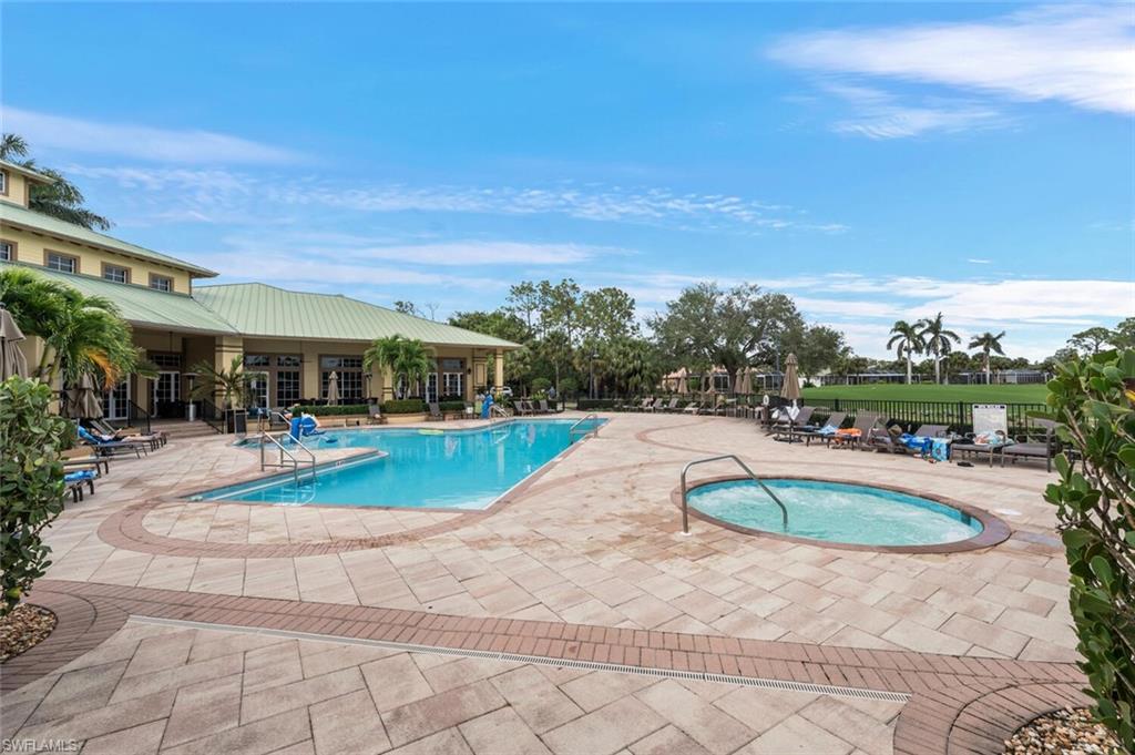 3964 Bishopwood CT E # 106 Unit: 1-106