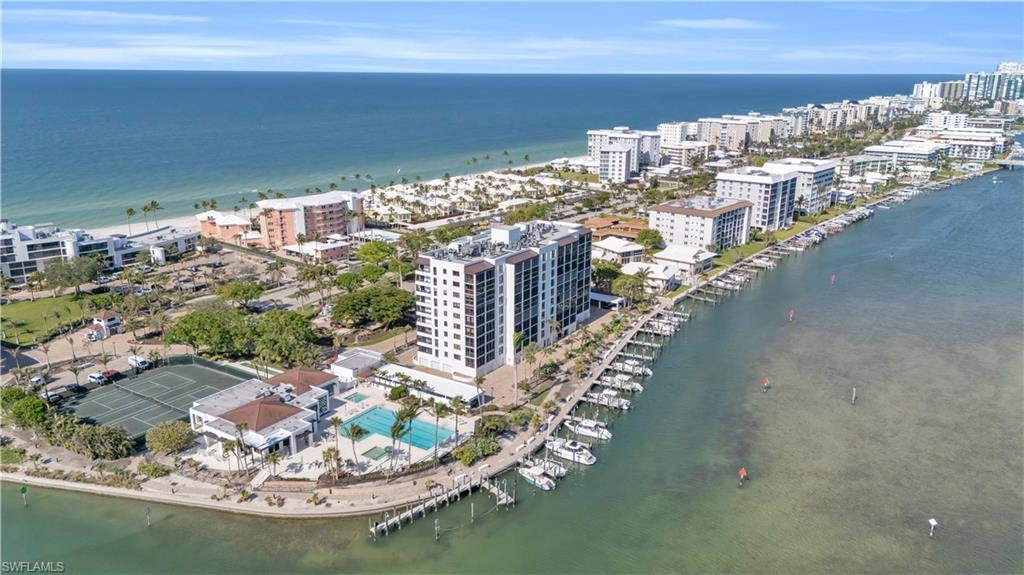 2400 Gulf Shore BLVD N # 3 Unit: PH-3