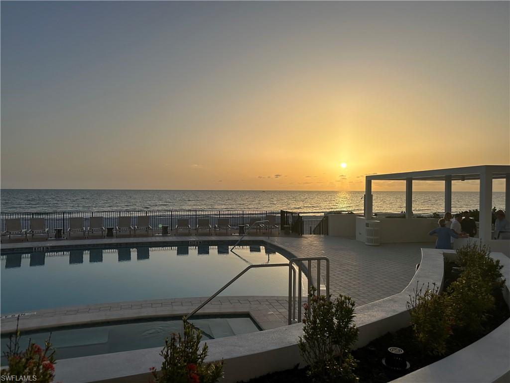 2400 Gulf Shore BLVD N # 3 Unit: PH-3