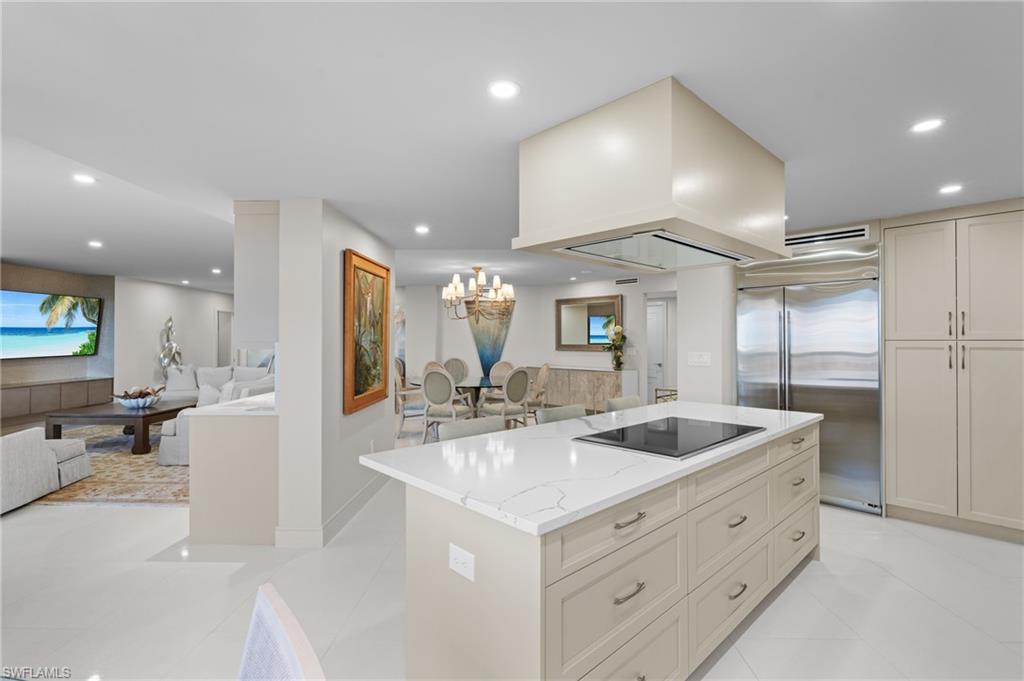 6075 Pelican Bay BLVD # 1206