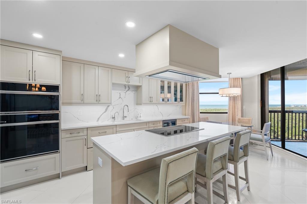 6075 Pelican Bay BLVD # 1206