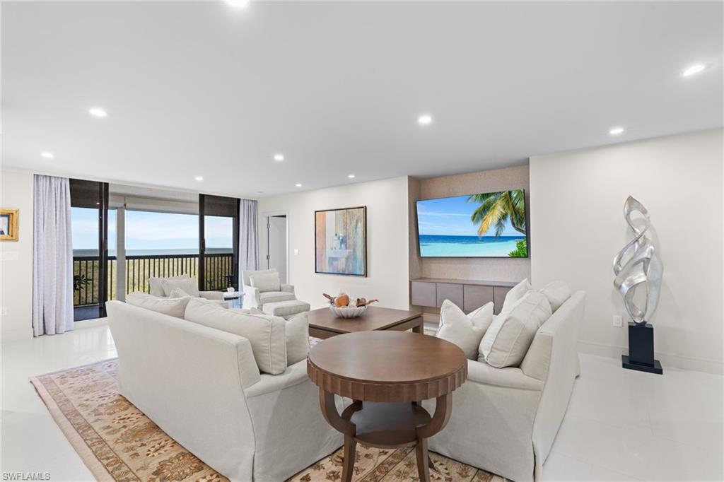 6075 Pelican Bay BLVD # 1206