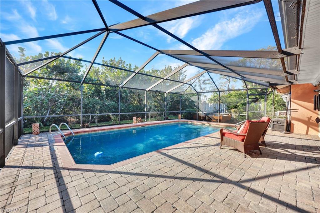 5544 Pernod DR