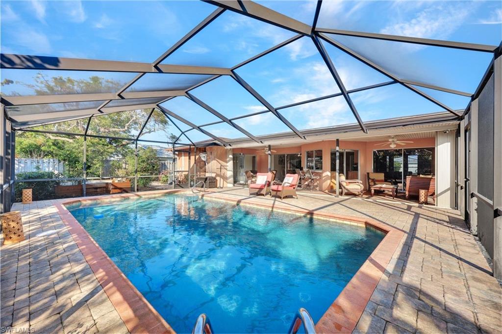 5544 Pernod DR