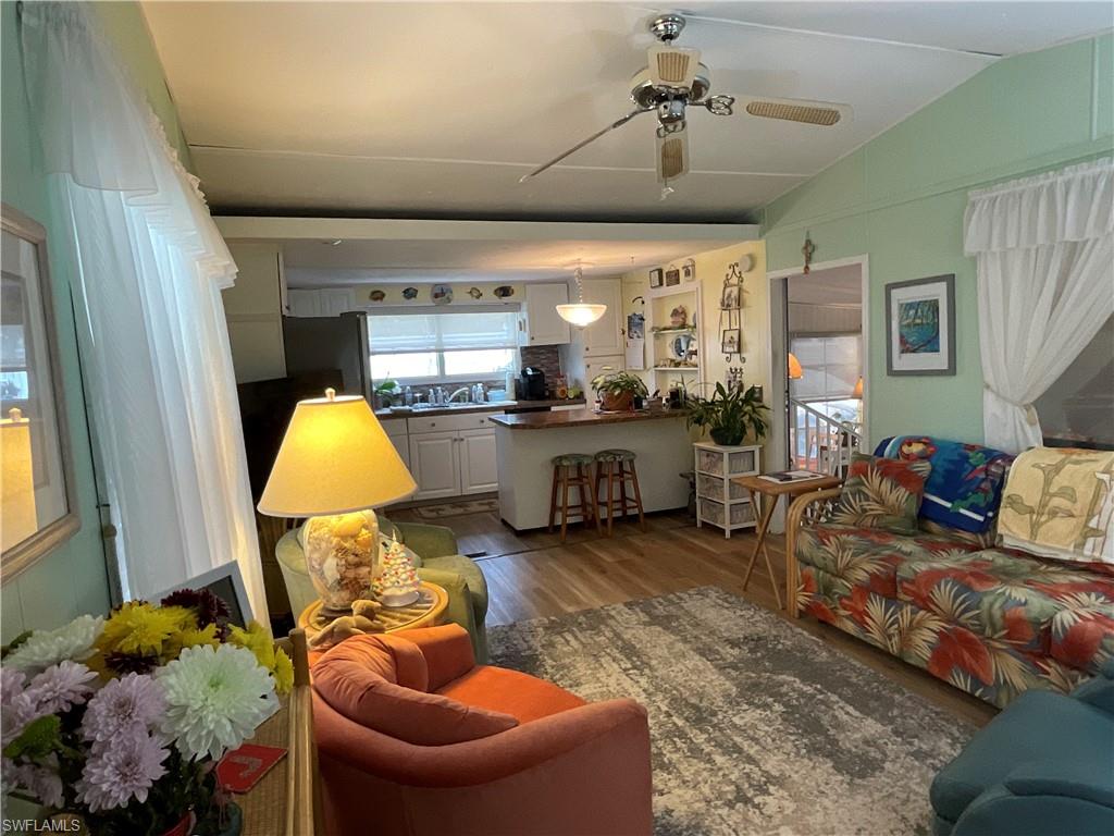 154 Oak LN # 162