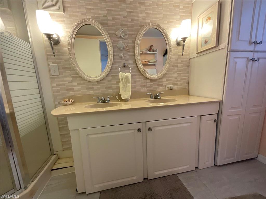 154 Oak LN # 162