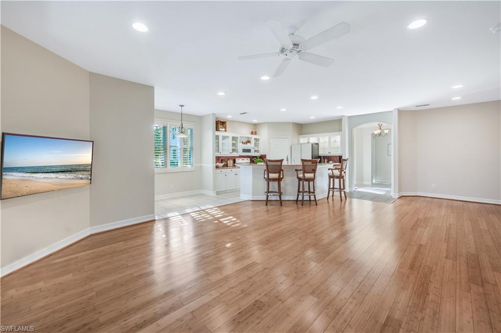 873 Carrick Bend CIR # 2002