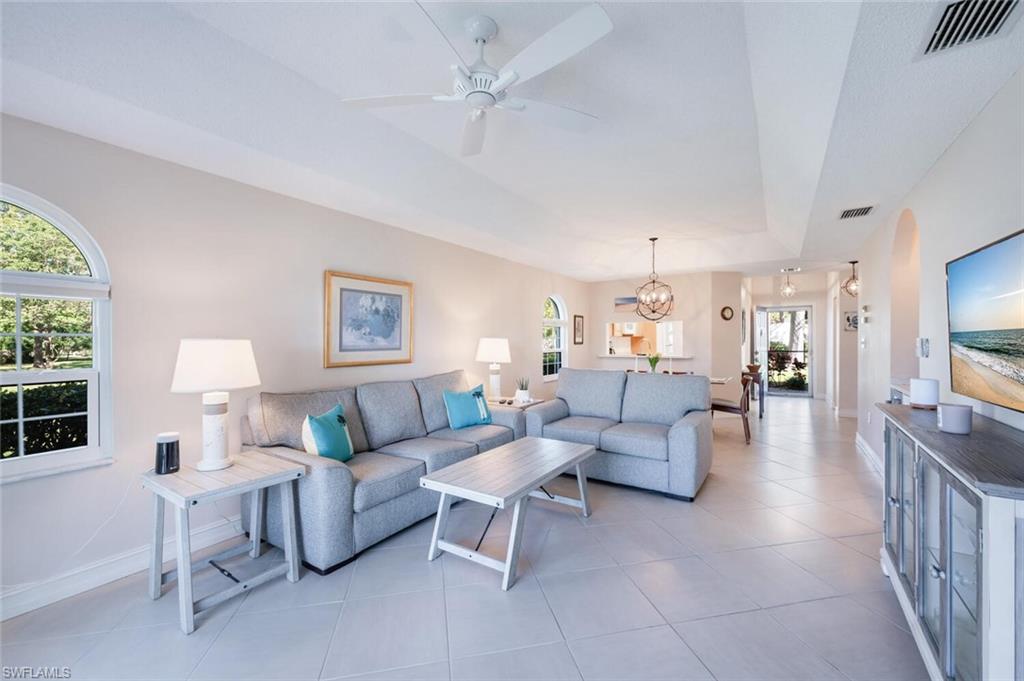 809 Augusta BLVD # 4