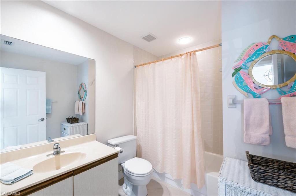 809 Augusta BLVD # 4