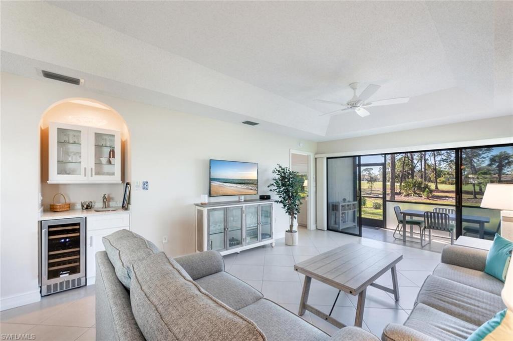 809 Augusta BLVD # 4