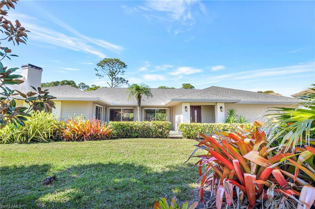 2273 Royal LN