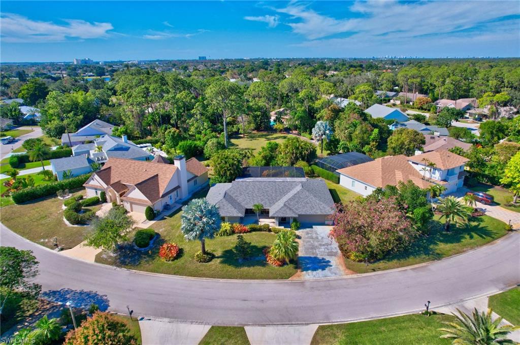 2273 Royal LN
