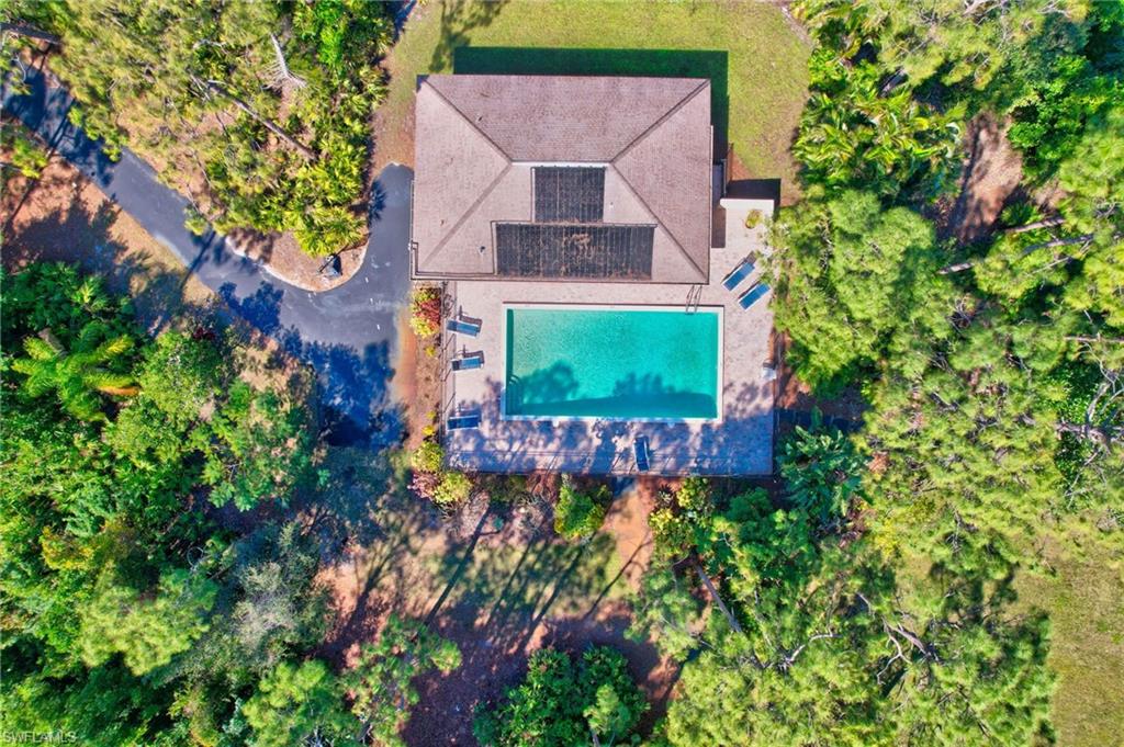 2273 Royal LN