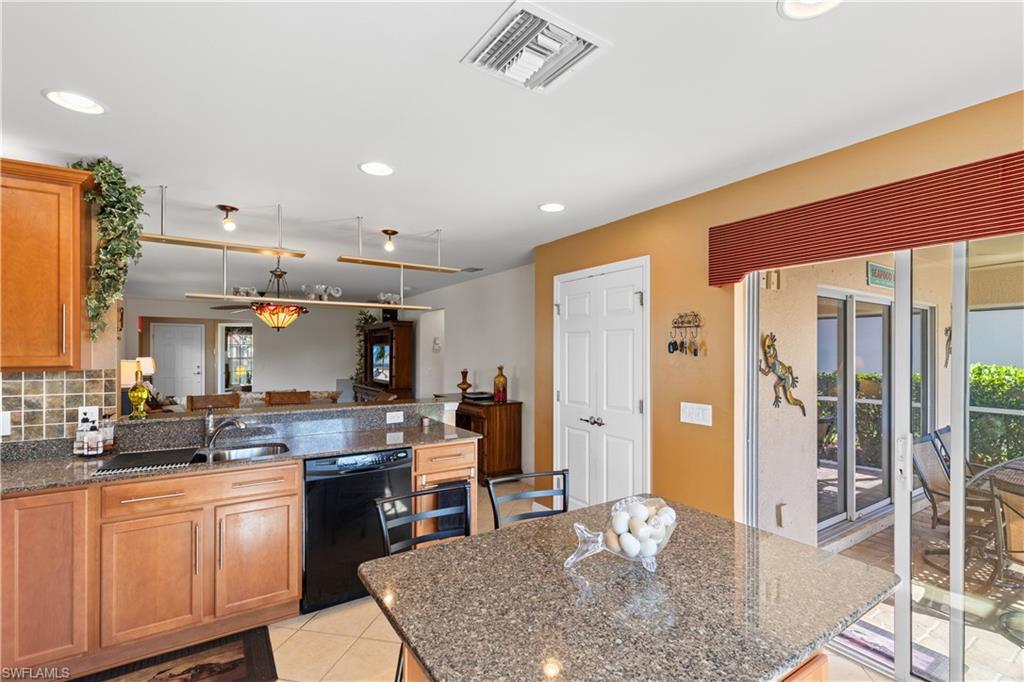 8752 Querce CT