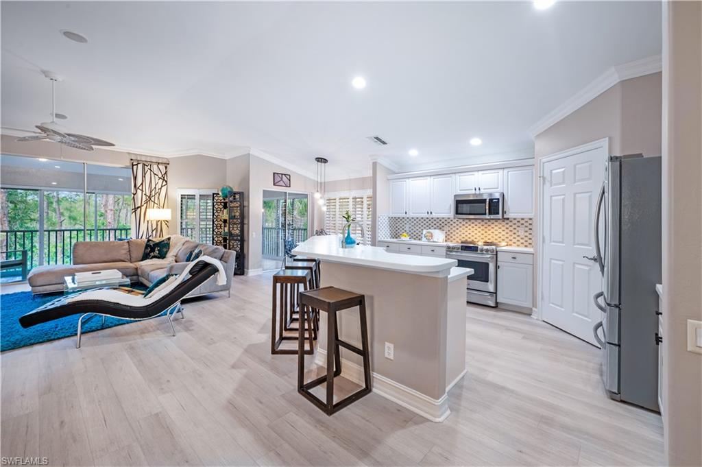 881 Carrick Bend CIR # 202