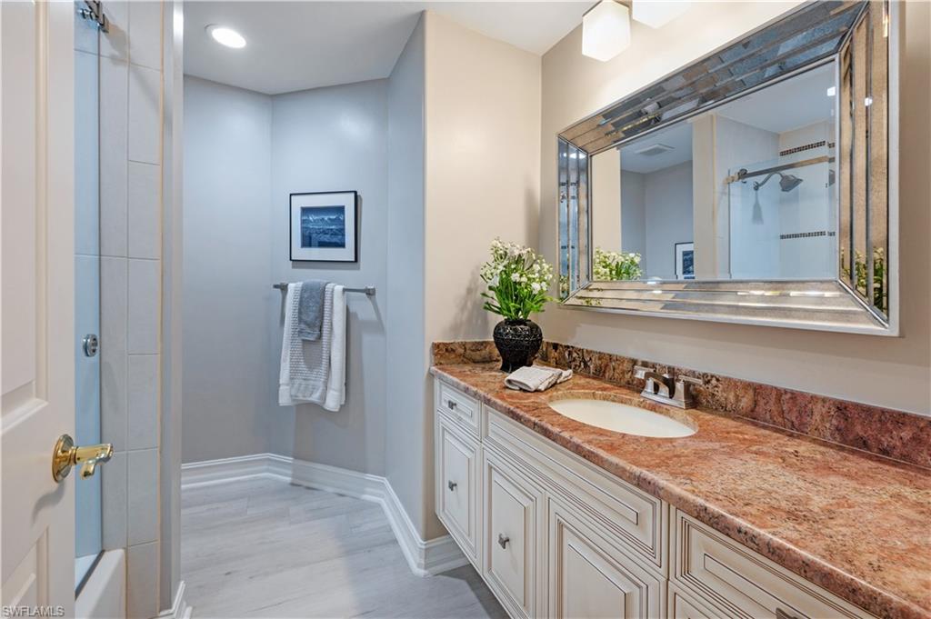 881 Carrick Bend CIR # 202