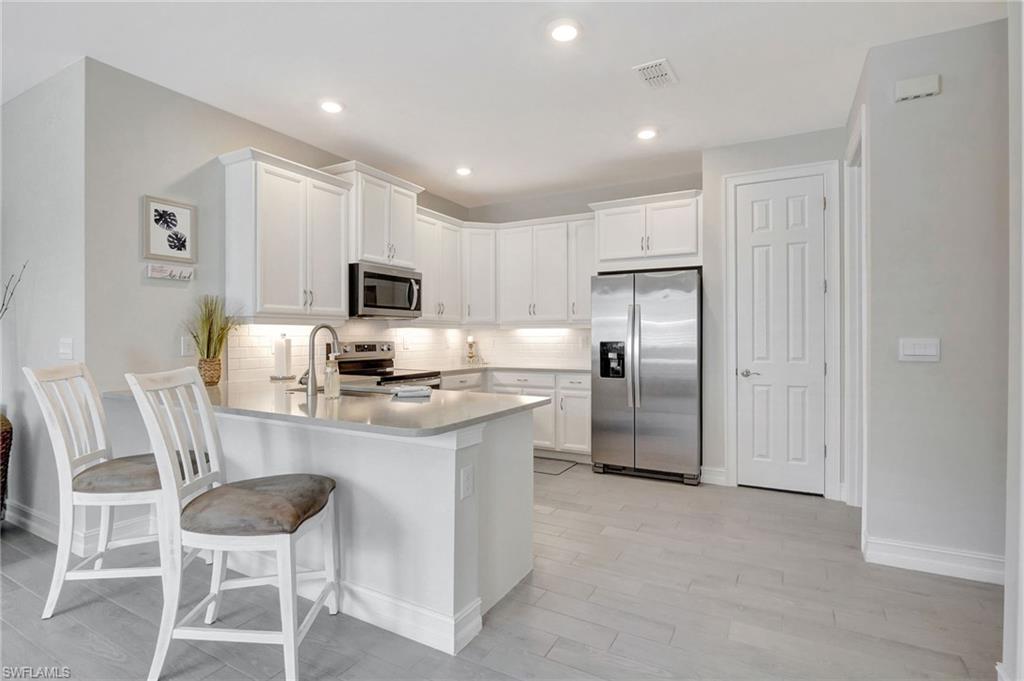 1037 Tranquil Brook DR