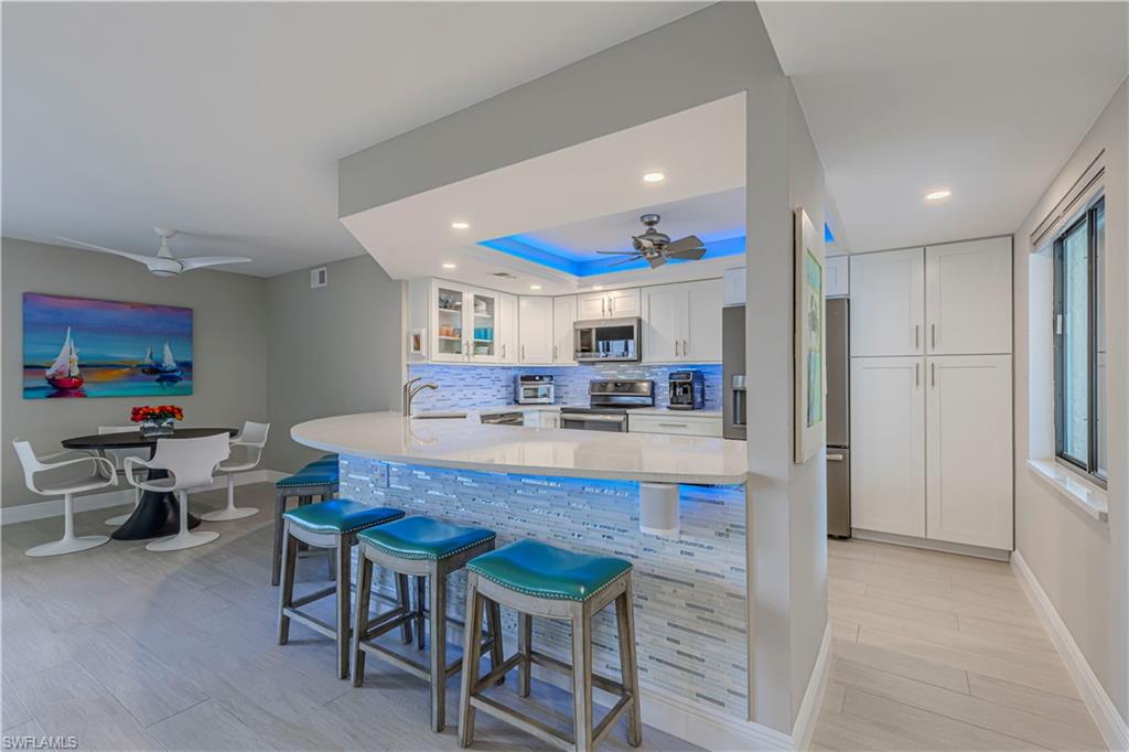 589 Beachwalk CIR # P102