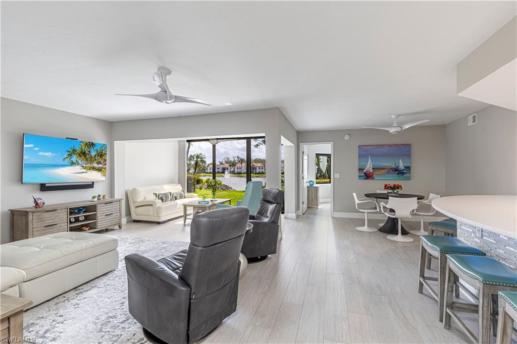 589 Beachwalk CIR # P102