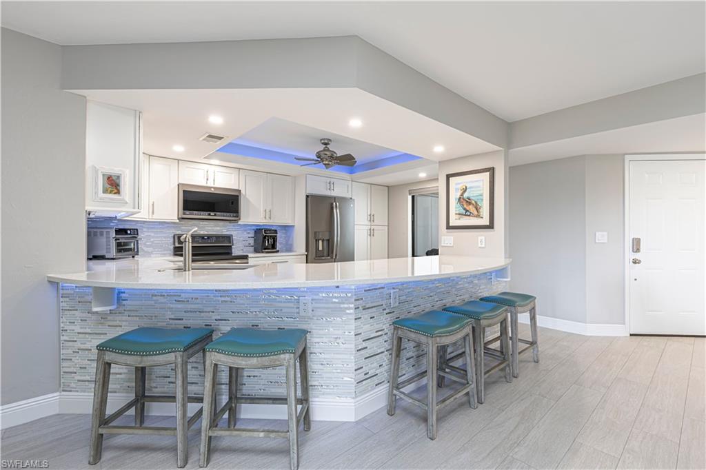 589 Beachwalk CIR # P102