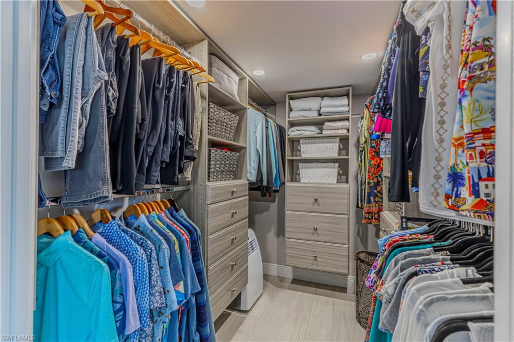 589 Beachwalk CIR # P102