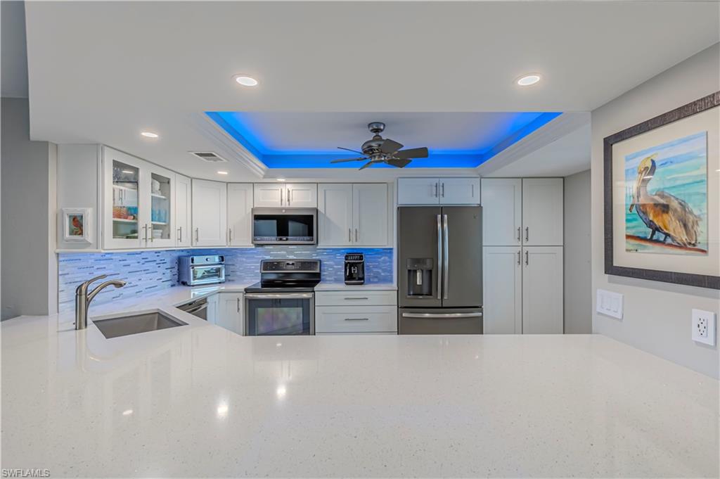 589 Beachwalk CIR # P102