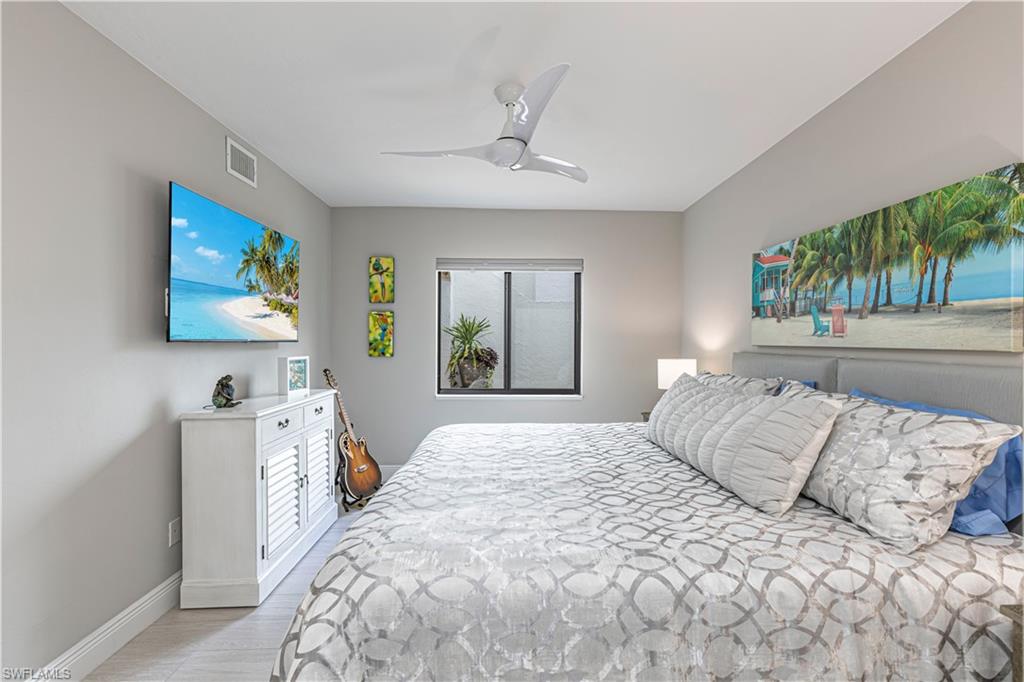 589 Beachwalk CIR # P102