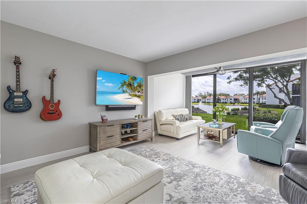 589 Beachwalk CIR # P102