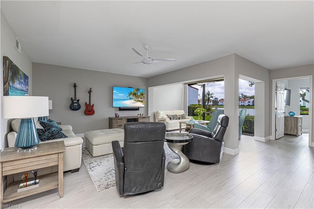 589 Beachwalk CIR # P102