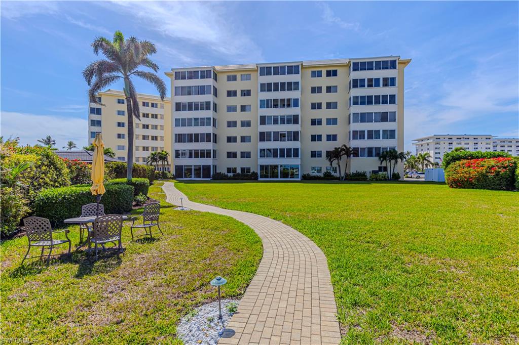 3420 Gulf Shore BLVD N # 14